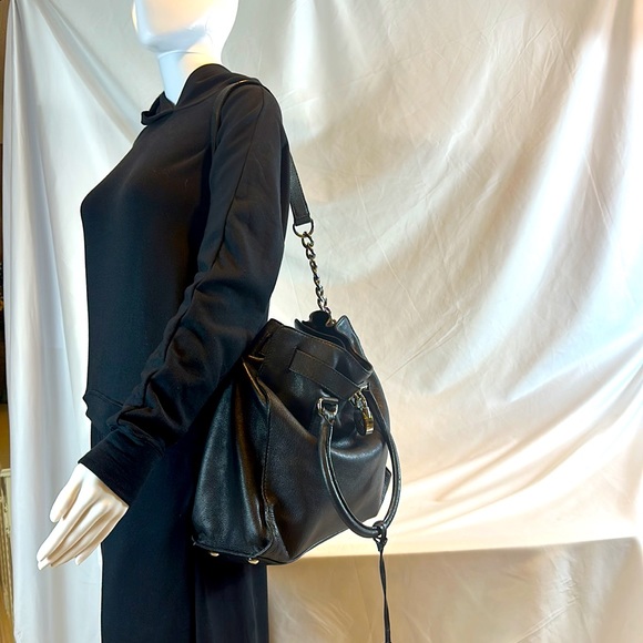 Michael Kors Black leather shoulder /handbag with Silver hardware - Picture 10 of 14